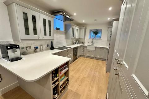 3 bedroom end of terrace house for sale, La Rue de la Falaise, Jersey JE3