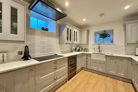 3 bedroom end of terrace house for sale, La Rue de la Falaise, Jersey JE3