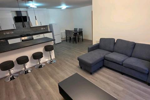 2 bedroom flat to rent, Stanley Road, Whalley Range M16