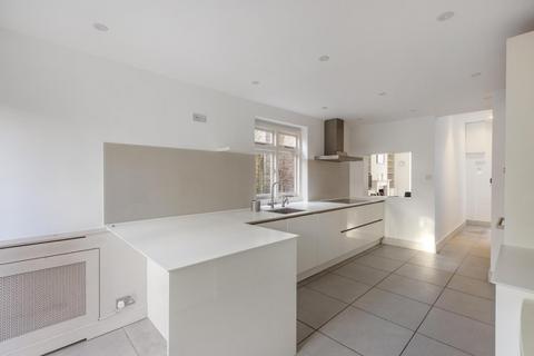4 bedroom terraced house for sale, Cathles Road, Clapham South, London