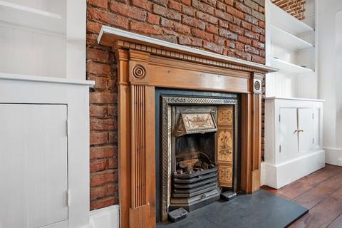 2 bedroom flat to rent, Essex Road, London