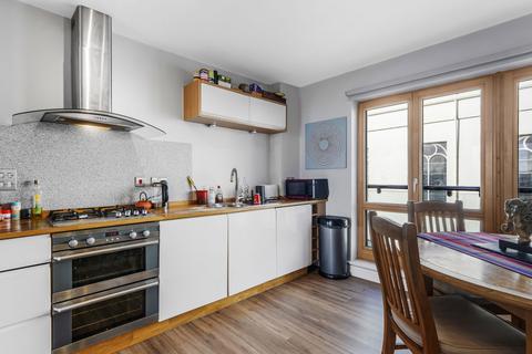 2 bedroom flat for sale, Ker Street, Plymouth, PL1 4EJ