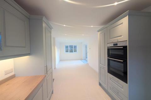 undefined, Main Street, Claypole