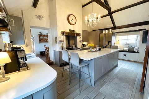 4 bedroom property for sale, Tithe Barn, Picketston, The Vale of Glamorgan CF62 4QP