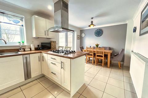 undefined, 12 Bryn Celyn, Llanharry CF72 9ZE