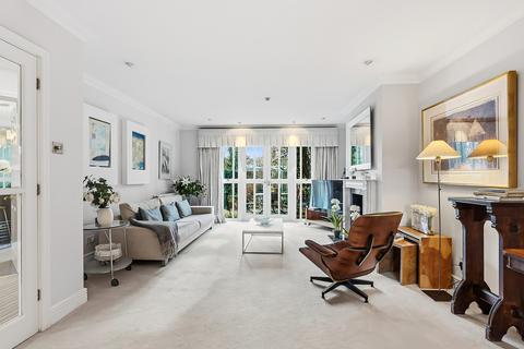 4 bedroom end of terrace house for sale, Upper Walk, Virginia Park, Virginia Water, Surrey