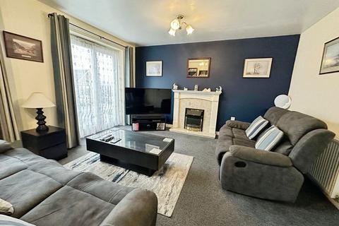 4 bedroom end of terrace house for sale, Windrush Close, Pelsall, WS3 4LJ