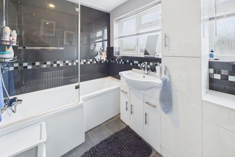 2 bedroom maisonette for sale, CATERHAM ON THE HILL