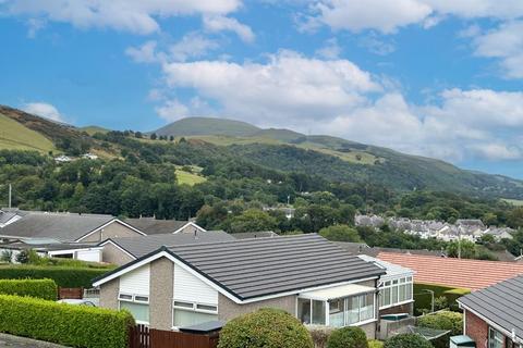 4 bedroom detached house for sale, Gorwel, Llanfairfechan