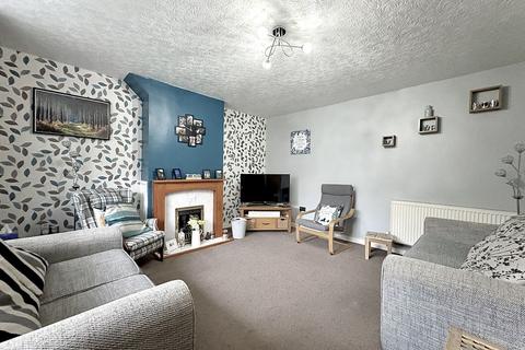3 bedroom end of terrace house for sale, Sherwin Avenue, WOODCROSS, WV14 9RX
