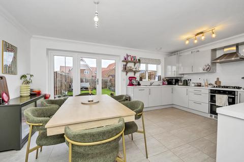 3 bedroom terraced house for sale, Meadow Brown Way, Thurston