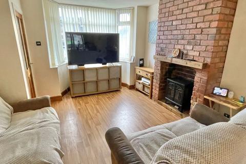 3 bedroom terraced house for sale, Oundle Road, Kingstanding, Birmingham B44 8EN