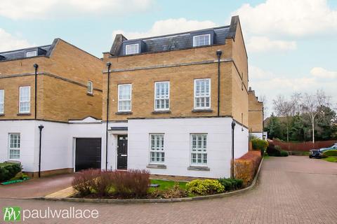 5 bedroom detached house for sale, Manor House Gardens, Broxbourne