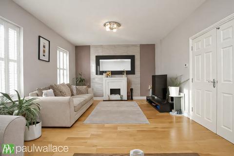 5 bedroom detached house for sale, Manor House Gardens, Broxbourne