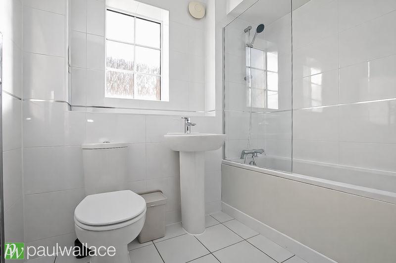 Bathroom / Top Floor