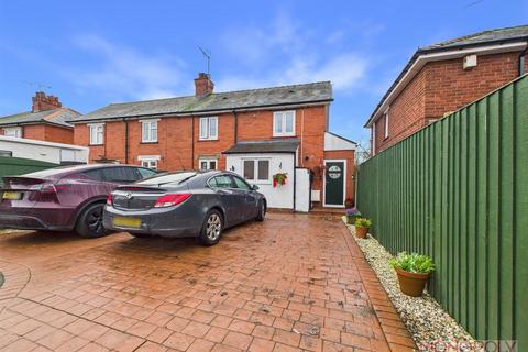 3 bedroom semi-detached house for sale - Belvedere Drive, Wrexham
