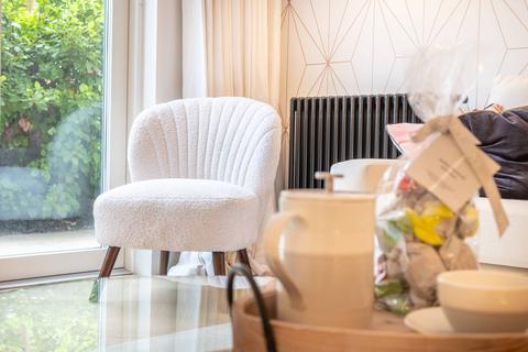 undefined, Clifton Mansions, Willesden Green NW2