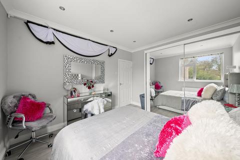 undefined, Carr Road, Northolt