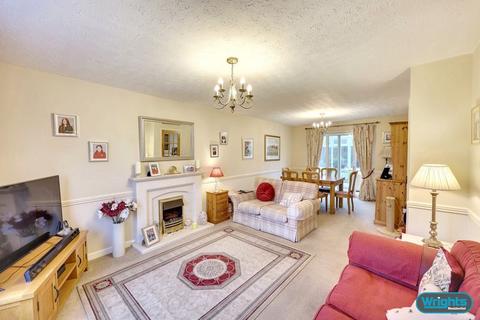 3 bedroom detached house for sale, Alderton Way, Trowbridge