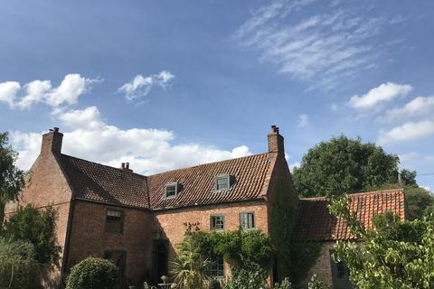 undefined, Kingthorpe Manor Farm, in 1.67 acres (sts)