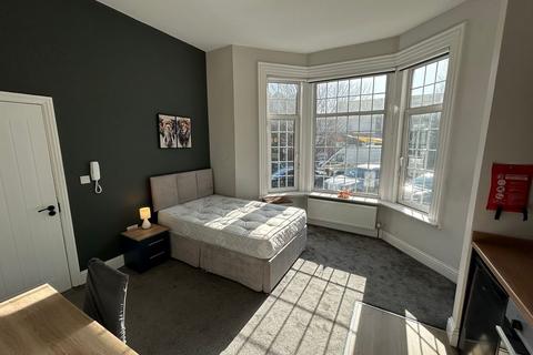 1 bedroom in a house share to rent, Ocean Road, South Shields NE33