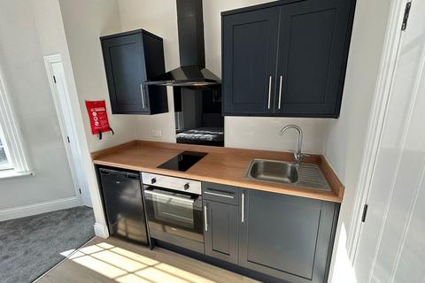 1 bedroom in a house share to rent, Ocean Road, South Shields NE33