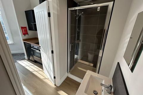 1 bedroom in a house share to rent, Ocean Road, South Shields NE33