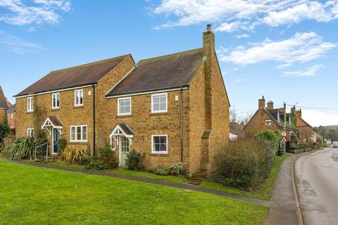 3 bedroom semi-detached house for sale, Cotters Croft, Fenny Compton