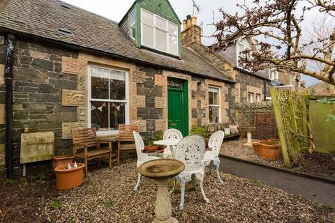 2 bedroom cottage for sale, Len Cottage, Venlaw Road, Peebles, EH45 8AY.