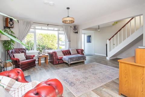 4 bedroom detached house for sale, Fawley