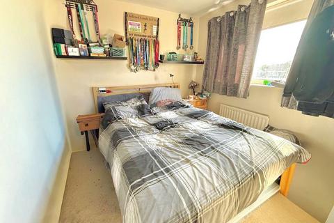 3 bedroom end of terrace house for sale, Salters Way, Dunstable