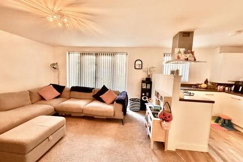2 bedroom apartment for sale, Chapel Street, Plymouth Stlish 2 bedroom Ground floor apartment secure parking