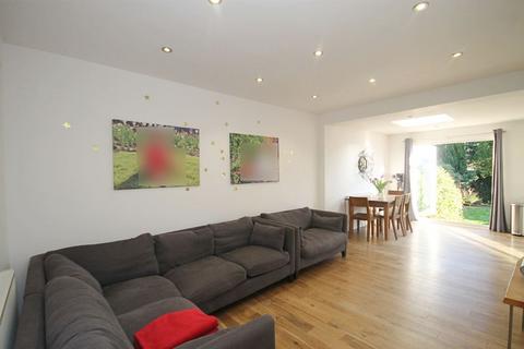 4 bedroom semi-detached bungalow for sale, Greenford Road, Greenford