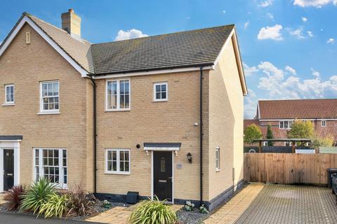 2 bedroom semi-detached house for sale, Clover Way, Royston SG8