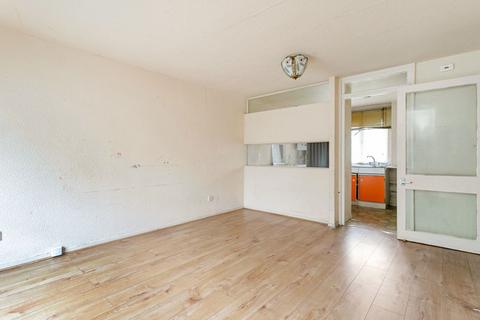1 bedroom apartment for sale, Victoria Crescent, London