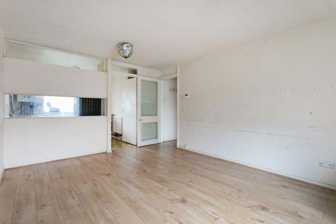 1 bedroom apartment for sale, Victoria Crescent, London