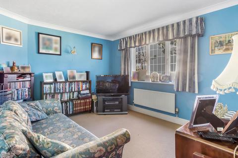 5 bedroom detached house for sale, Richardson Crescent, Cheshunt EN7