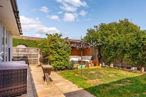 2 bedroom property for sale, Nugent Road, Hengistbury Head