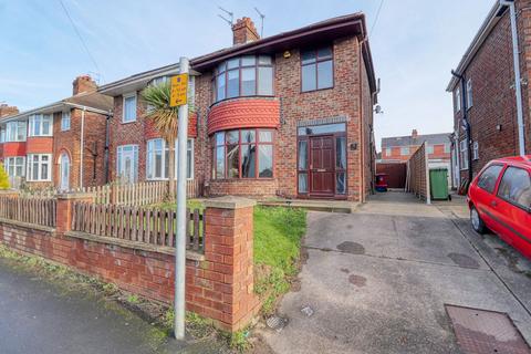 Newland Avenue, Scunthorpe