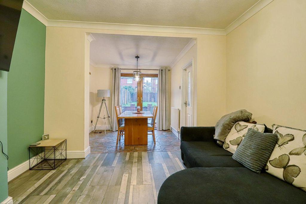 Sitting Room/Dining