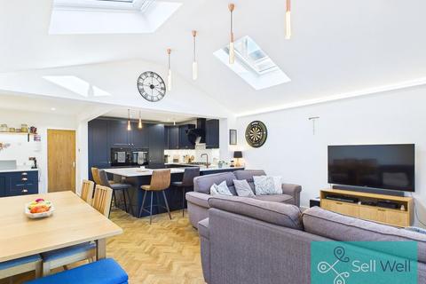 3 bedroom link detached house for sale, Springclough Drive, Manchester M28