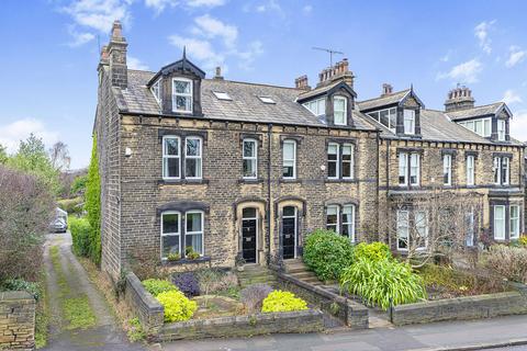 5 bedroom character property for sale, Carr Road, Pudsey LS28