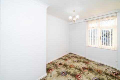 2 bedroom semi-detached bungalow for sale, Greencroft, Kingswinford DY6