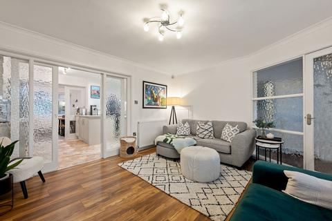 3 bedroom detached house for sale, Southcliffe Road, Carlton, Nottingham, NG4 1ES