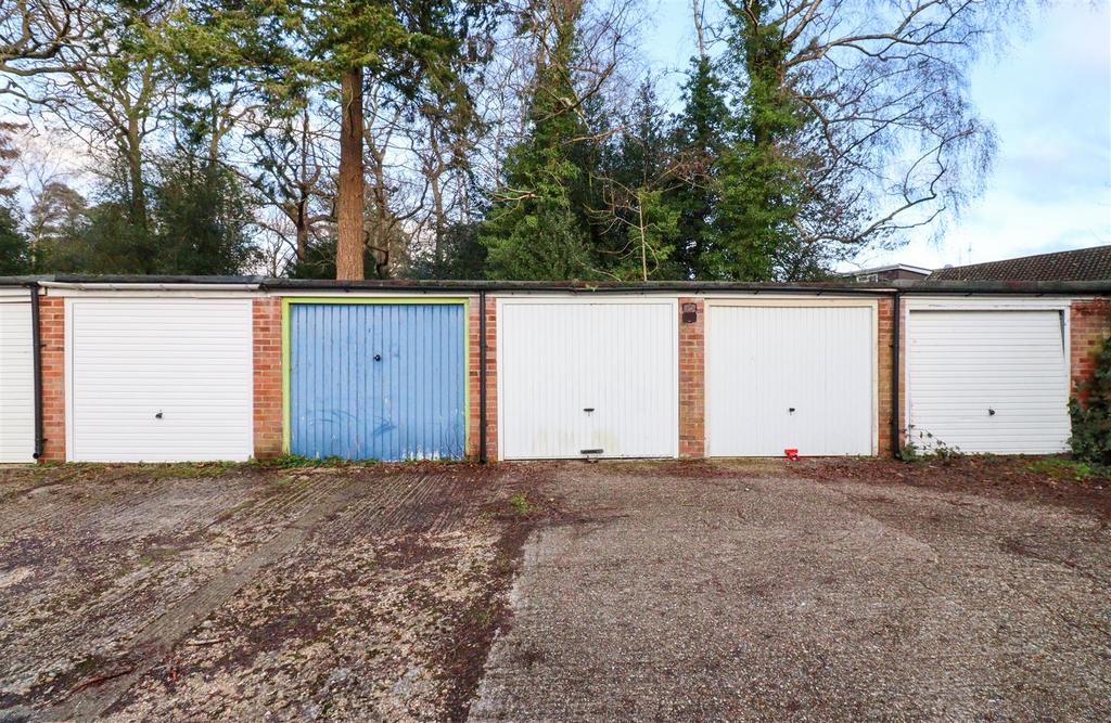 Garage In Block