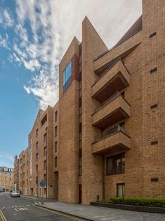 1 bedroom flat to rent, Brandfield Street