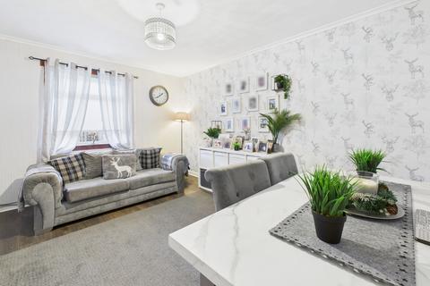 4 bedroom terraced house for sale, Park Top, Erskine, PA8
