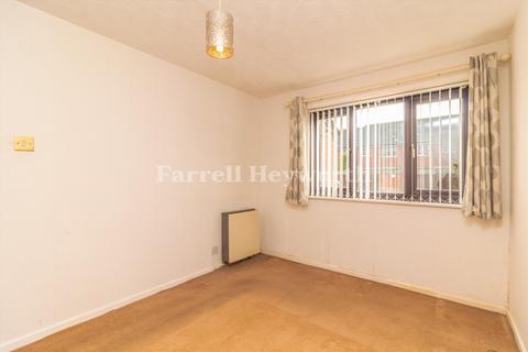 2 bedroom flat for sale, St. Davids Grove, Lytham St. Annes FY8