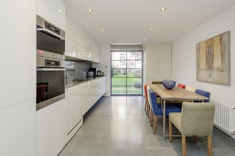 2 bedroom terraced house for sale, Burns Road, Battersea, SW11