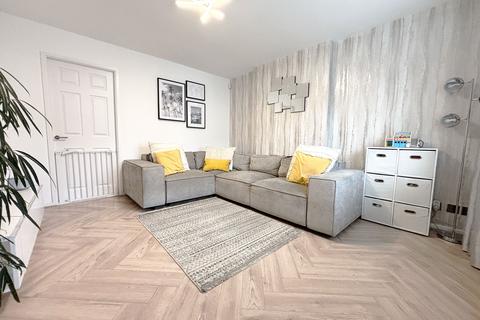 3 bedroom semi-detached house for sale, Edward Drive, Ashton-in-Makerfield, Wigan, WN4 8QU